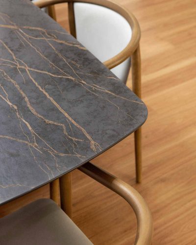 Marks_House_Walnut_Table_Detail_01